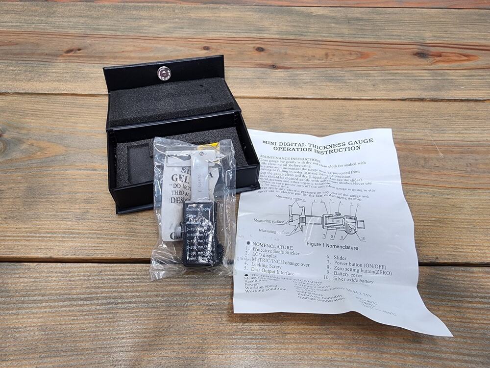 1PCS NEW 0-25mm Mini Pocket Digital Caliper Jewelry Diamond Gem Thickness Gauge